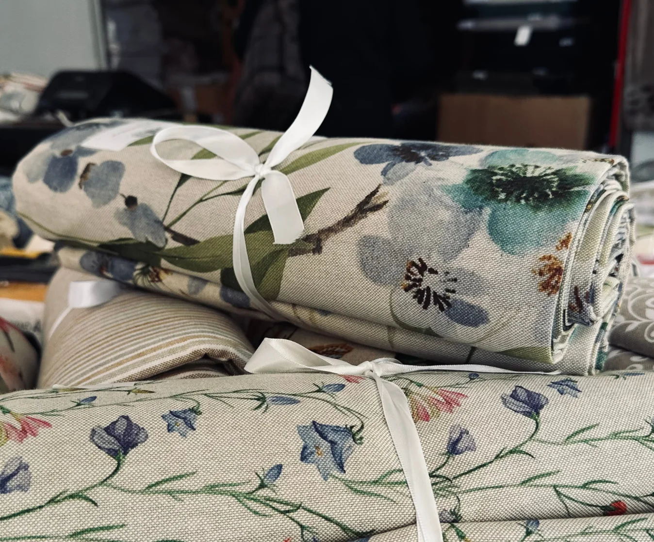 stile floreale azurro